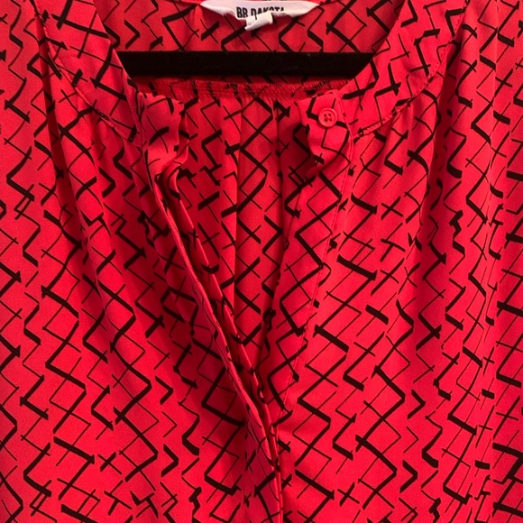 Red dress with black lines and buttons down the front - Picture 4 of 5